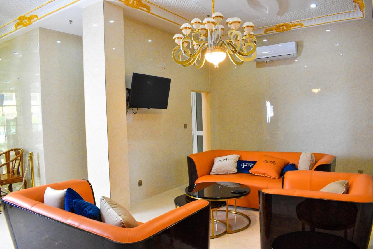 אואגדוגו Sami Hotel מראה חיצוני תמונה