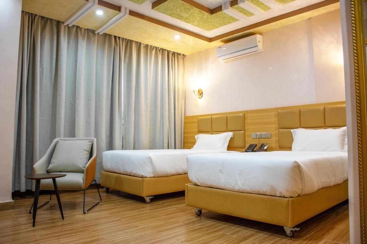 אואגדוגו Sami Hotel מראה חיצוני תמונה